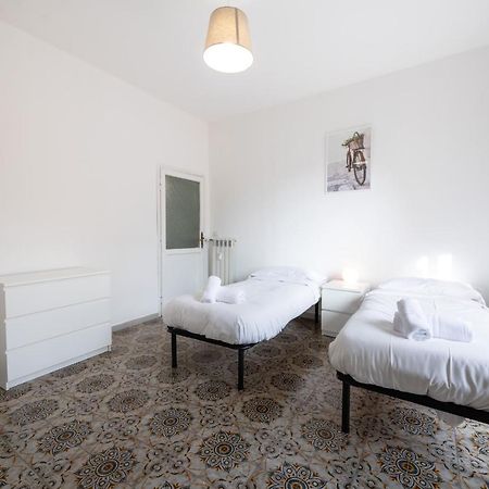 Apartamento Casa Di Marianna E Vittorio Al Gemelli Roma Exterior foto