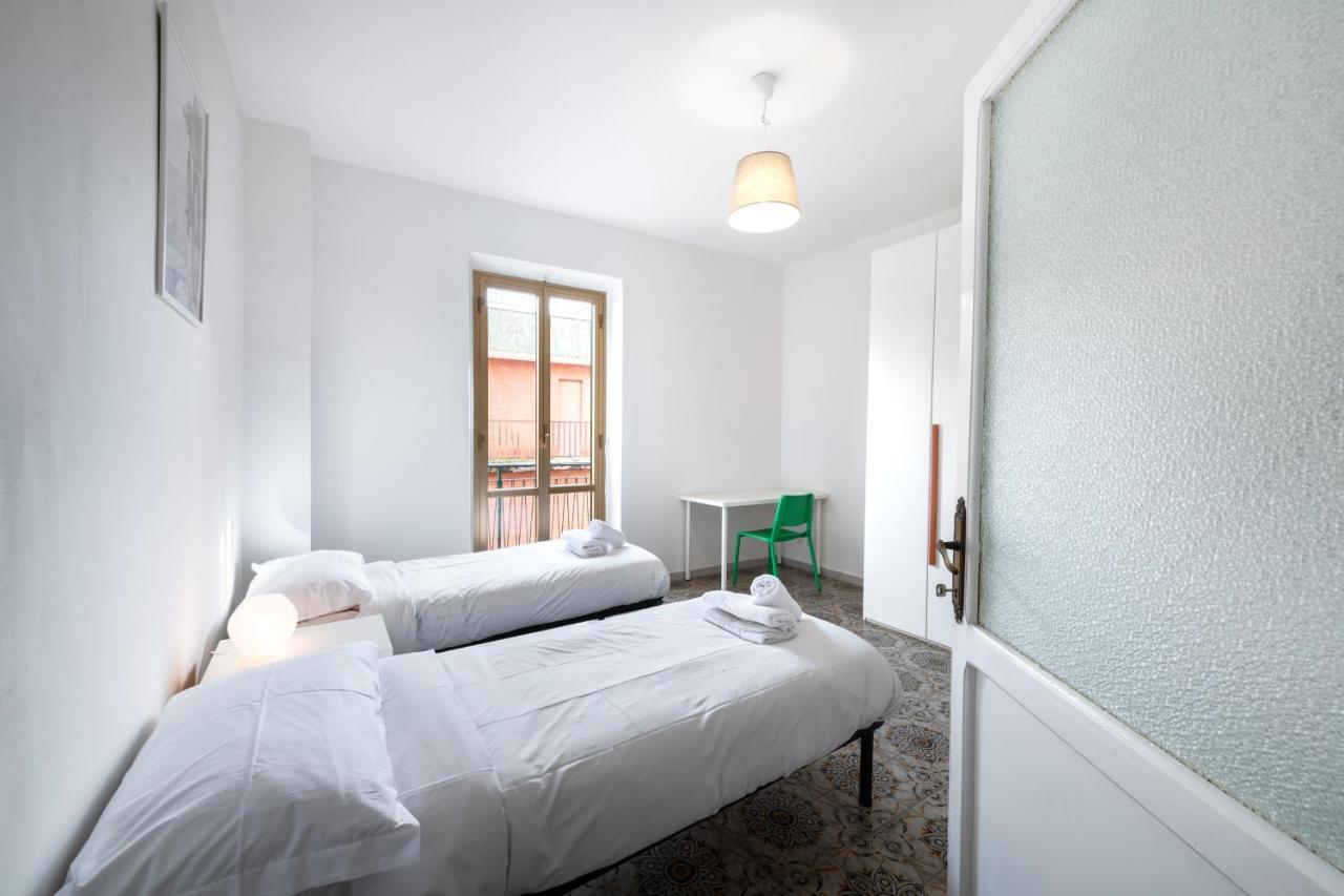 Apartamento Casa Di Marianna E Vittorio Al Gemelli Roma Exterior foto